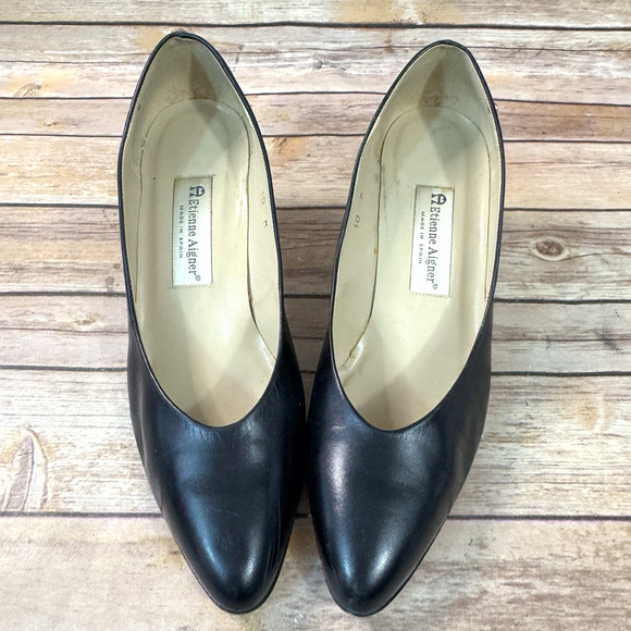 Etienne Aigner Womebs Black Leather Classic Career Pumps Size 10 M - Picture 3 of 10